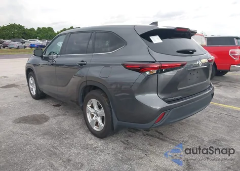2024 Toyota Highlander Le z USA, uszkodzony, nr VIN 5TDKDRBH0RS535375